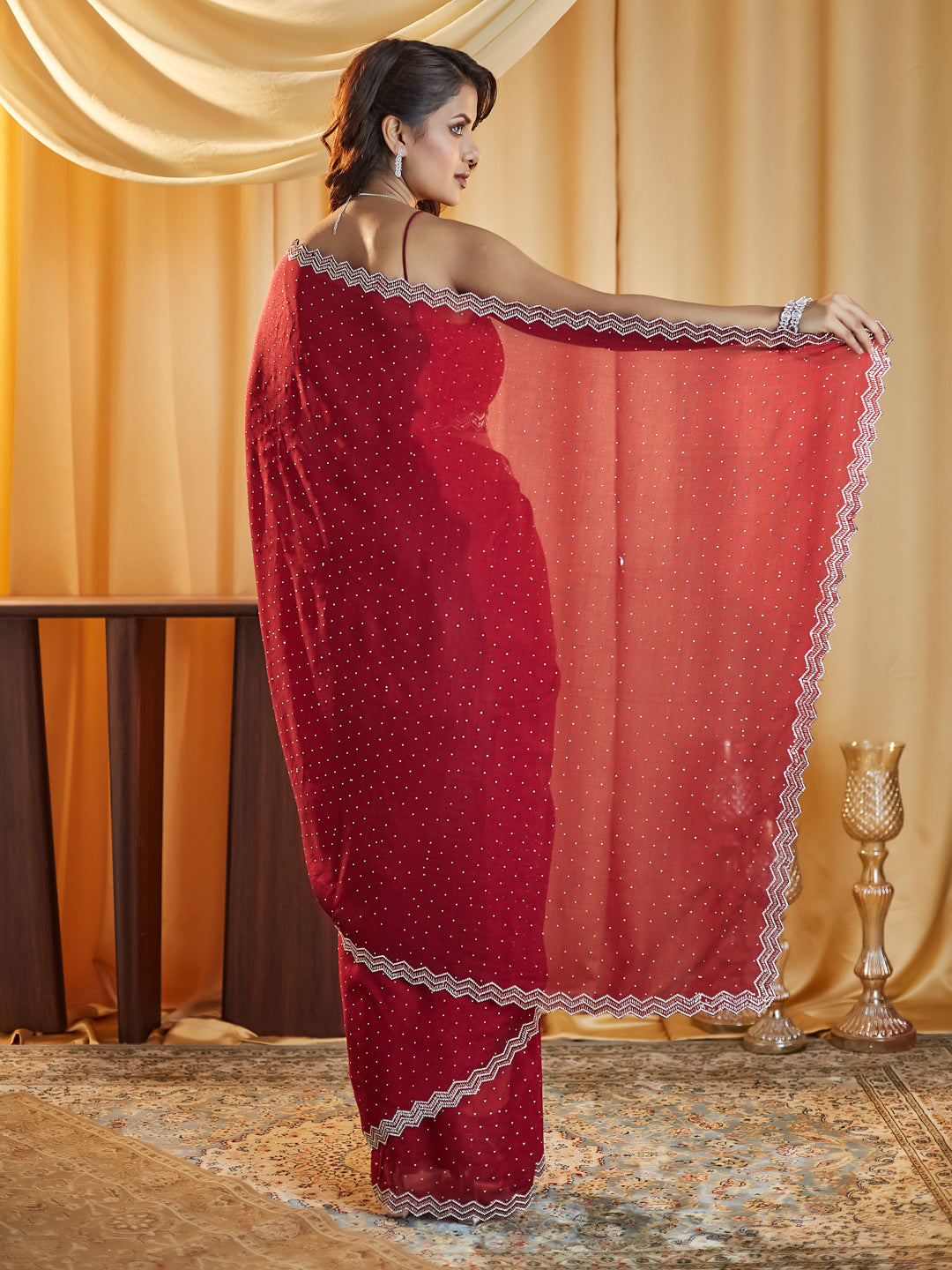 Dhiyona KS Women's Women Embellished Beads and Stones Saree