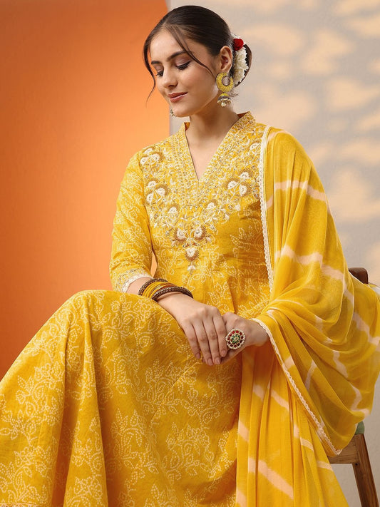 Bandhani Printed V Neck Thread Work Panelled Anarkali Kurta & Trousers With Dupatta