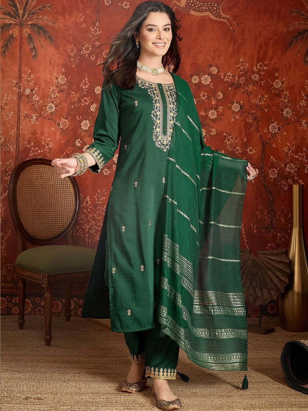 Dhiyona SN Women Ethnic Motifs Embroidered Regular Thread Work Kurta with Trousers & With Dupatta