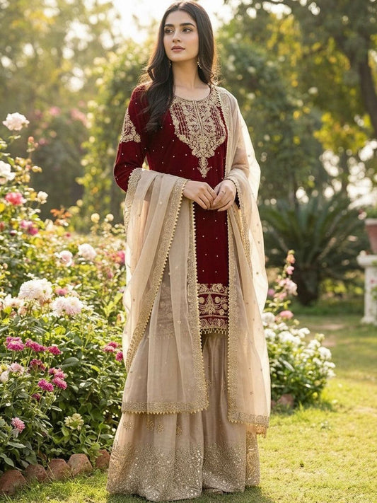 Dhiyona KL Women Floral Embroidered Regular Thread Work Kurta with Sharara & With Dupatta