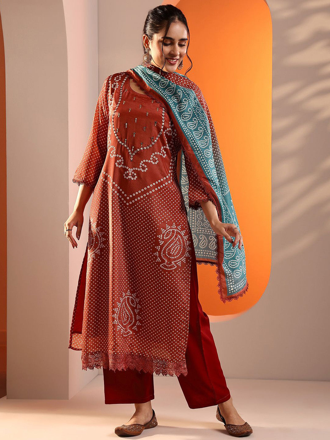 Women Bandhani Printed Regular Kurta with Trousers & With Dupatta