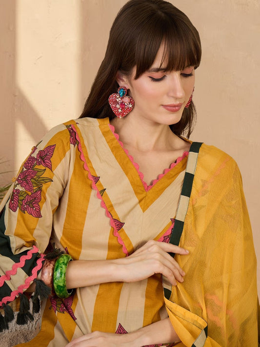 Women Floral Printed Regular Pure Cotton Kurta with Trousers & With Dupatta