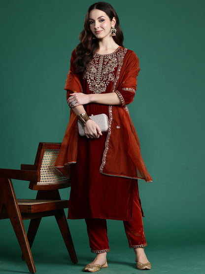 Women Embroidered Velvet Kurta with Trousers & Dupatta