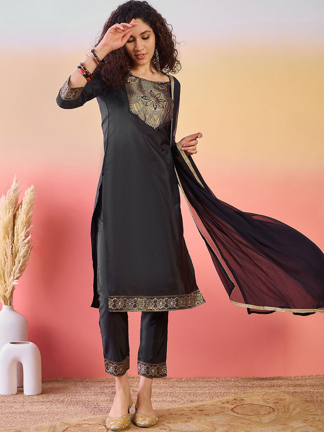 Dhiyona SN Floral Yoke Design Zari Jacquard Straight Kurta With Trousers And Dupatta