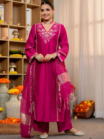 Dhiyona KL Women Ethnic Motifs Embroidered Regular Thread Work Kurta with Trousers & With Dupatta