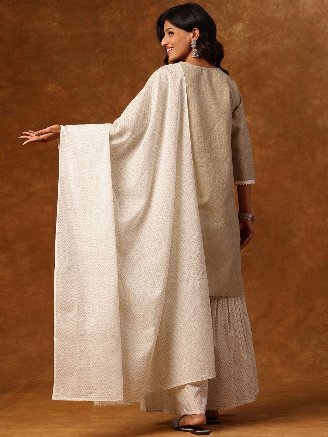 Dhiyona AN Women Ethnic Motifs Embroidered Mirror Work Kurta with Sharara & With Dupatta