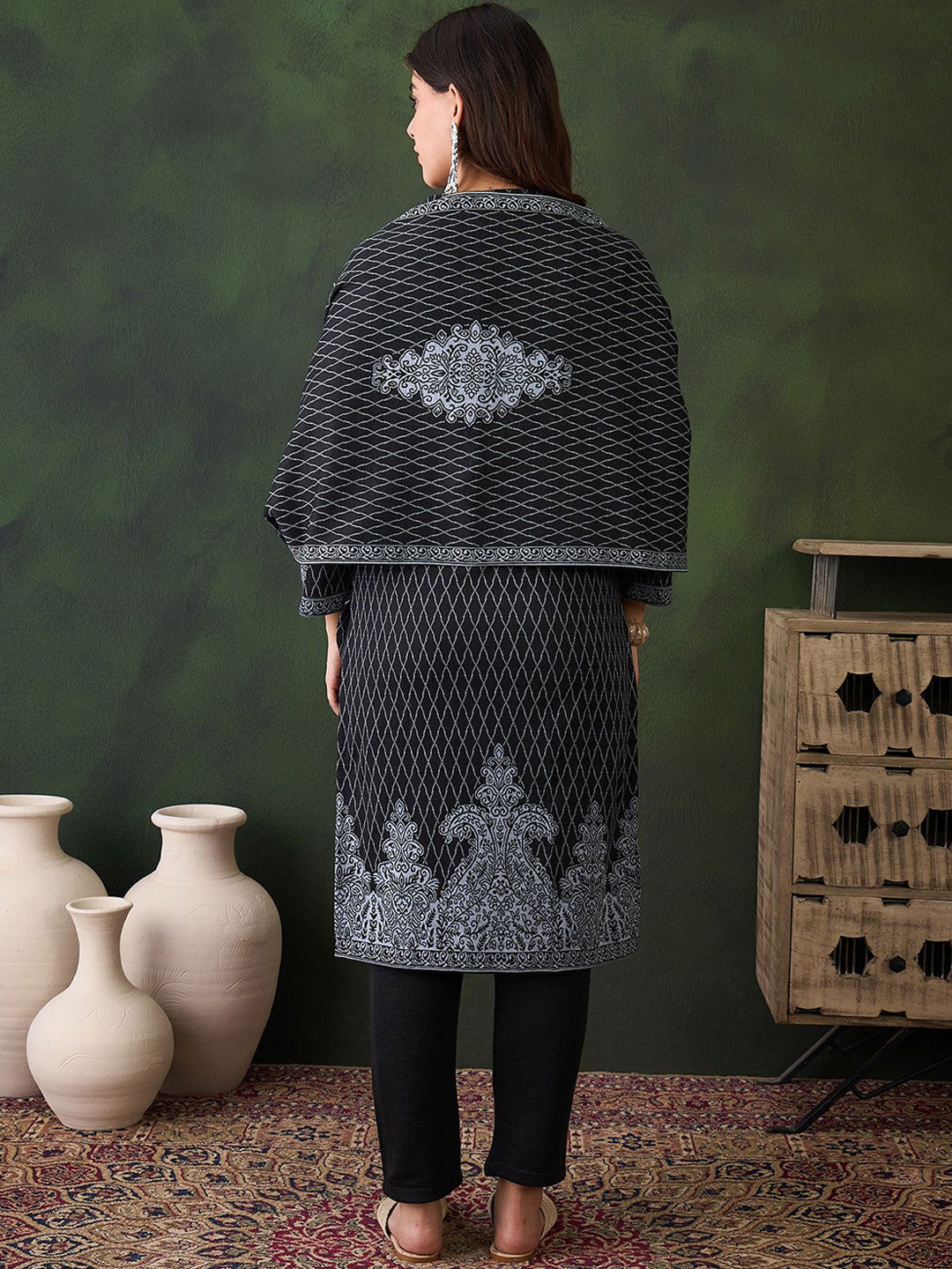 Ethnic Motifs Woven Design Mandarin Collar Straight Kurta With Trouser & Dupatta