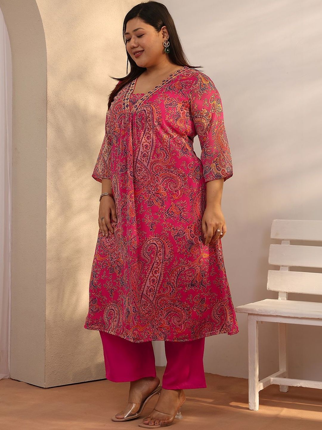 Dhiyona Women's Plus Size Paisley Printed Kurta with Trousers & Dupatta