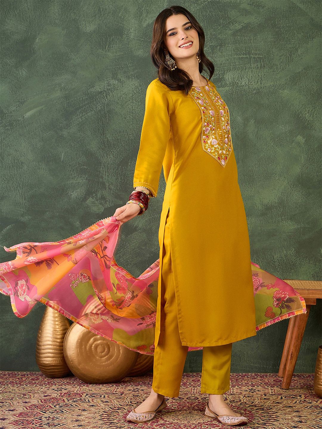 Dhiyona KL Floral Embroidered Straight Kurta With Trousers & Dupatta