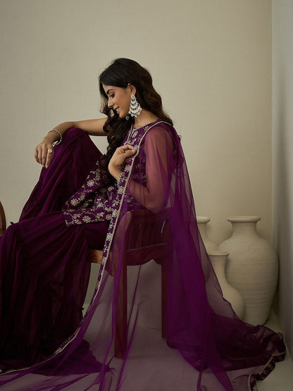 Dhiyona IN Women Floral Regular Kurta with Sharara & With Dupatta
