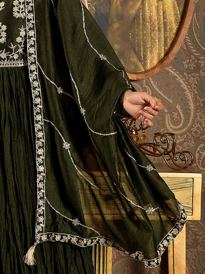 Floral Yoke Design Pleated Thread Work Anarkali Kurta With Trousers & Dupatta