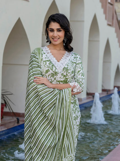Dhiyona KL Women Floral Printed Regular Pure Cotton Kurta with Trousers & With Dupatta