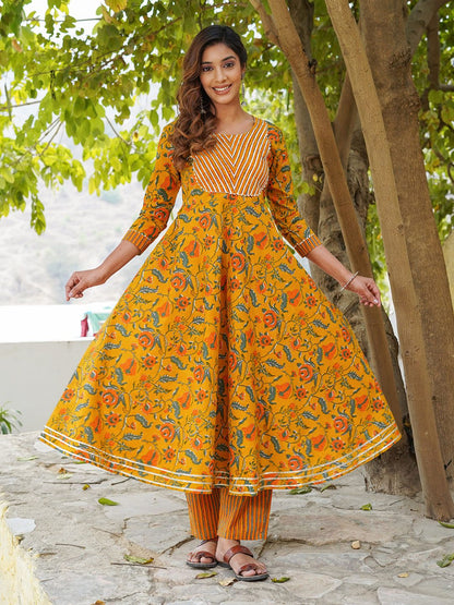 Dhiyona KL Floral Printed Round Neck Pure Cotton Anarkali Kurta With Trousers And Dupatta