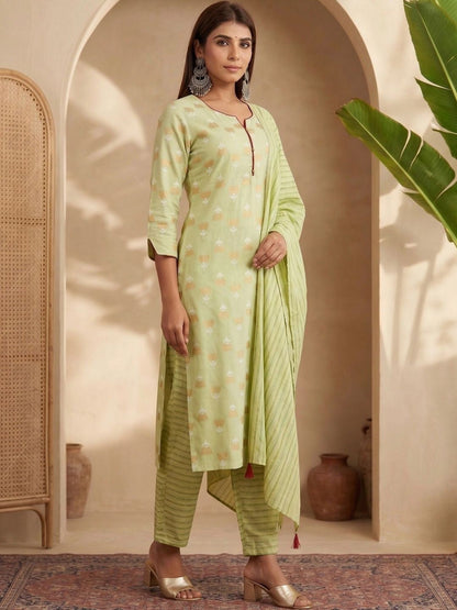 Women Ethnic Motifs Printed Regular Kurta with Trousers & With Dupatta