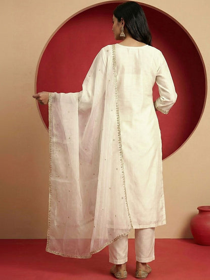 Dhiyona CH Women Ethnic Motifs Embroidered Regular Thread Work Kurta with Trousers & With Dupatta