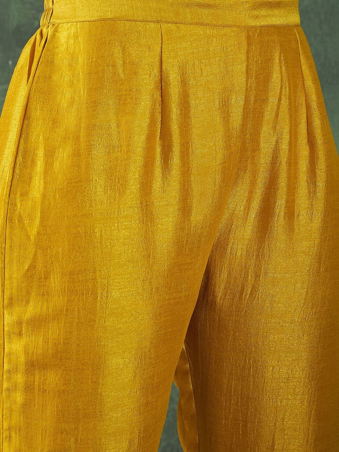 Dhiyona VA Women Regular Thread Work Kurta with Palazzos & With Dupatta