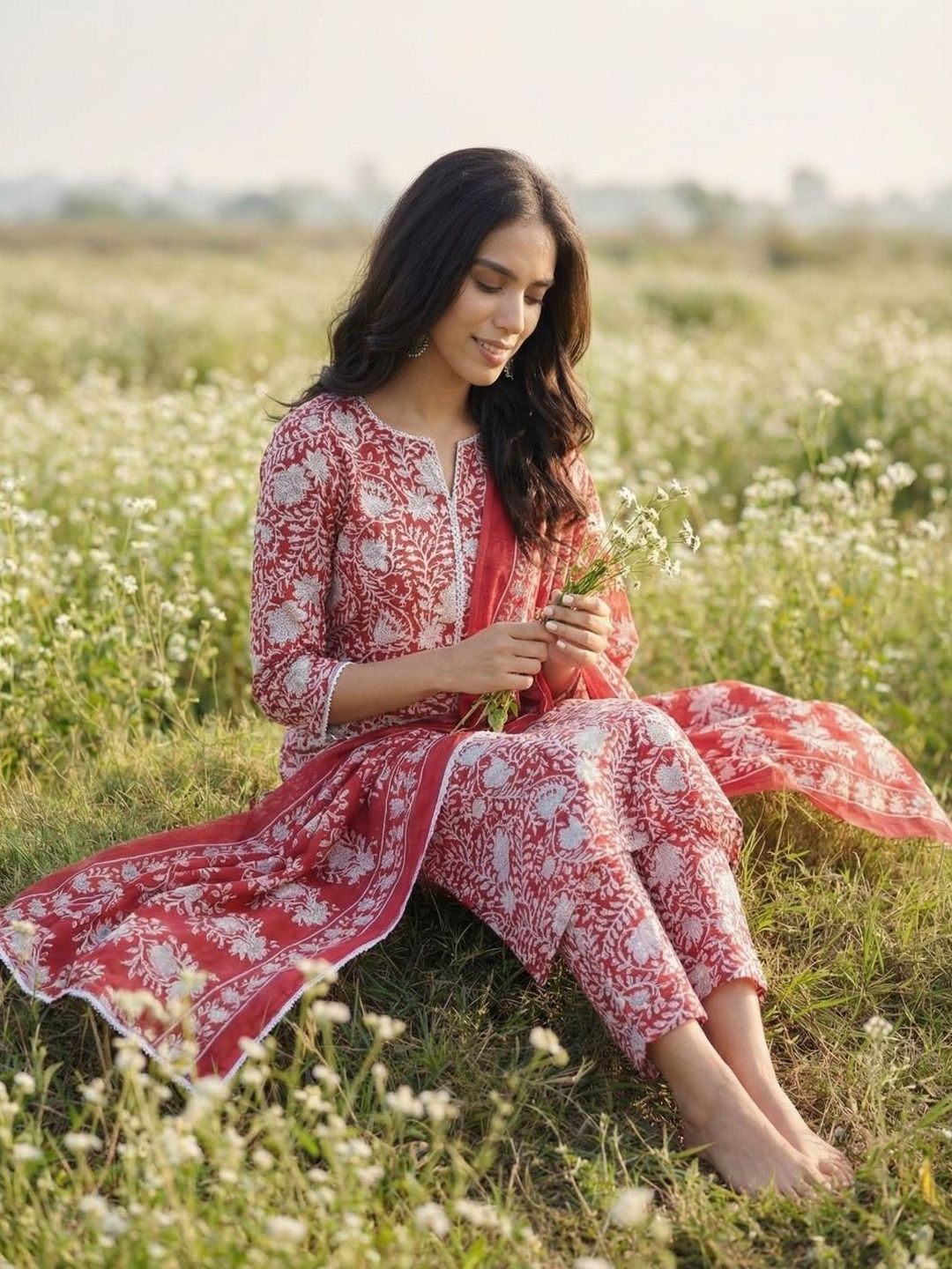 Red Women Floral Printed Regular Kurta with Trousers & With Dupatta