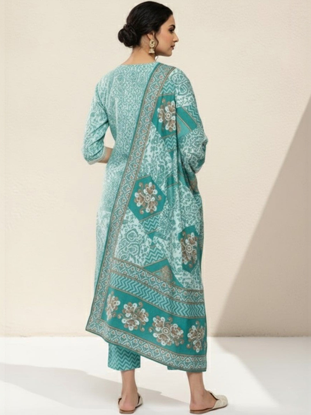 Women Ethnic Motifs Printed Regular Thread Work Kurta with Trousers & With Dupatta