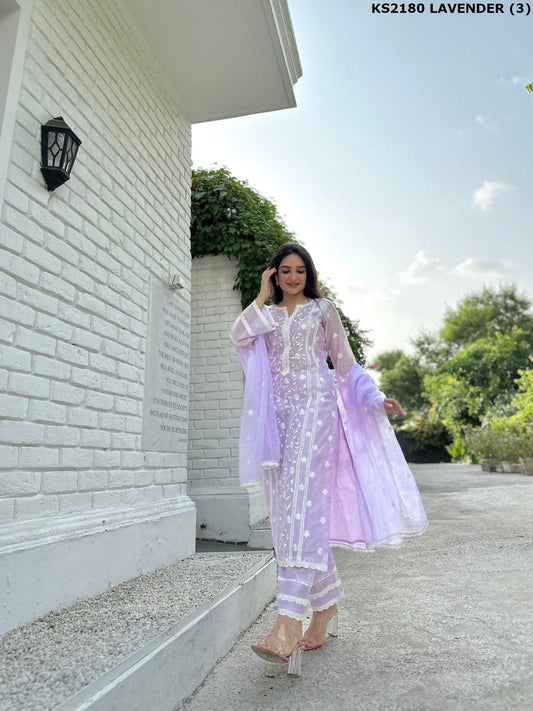 Dhiyona KL Women Floral Embroidered Regular Thread Work Kurta with Palazzos & With Dupatta