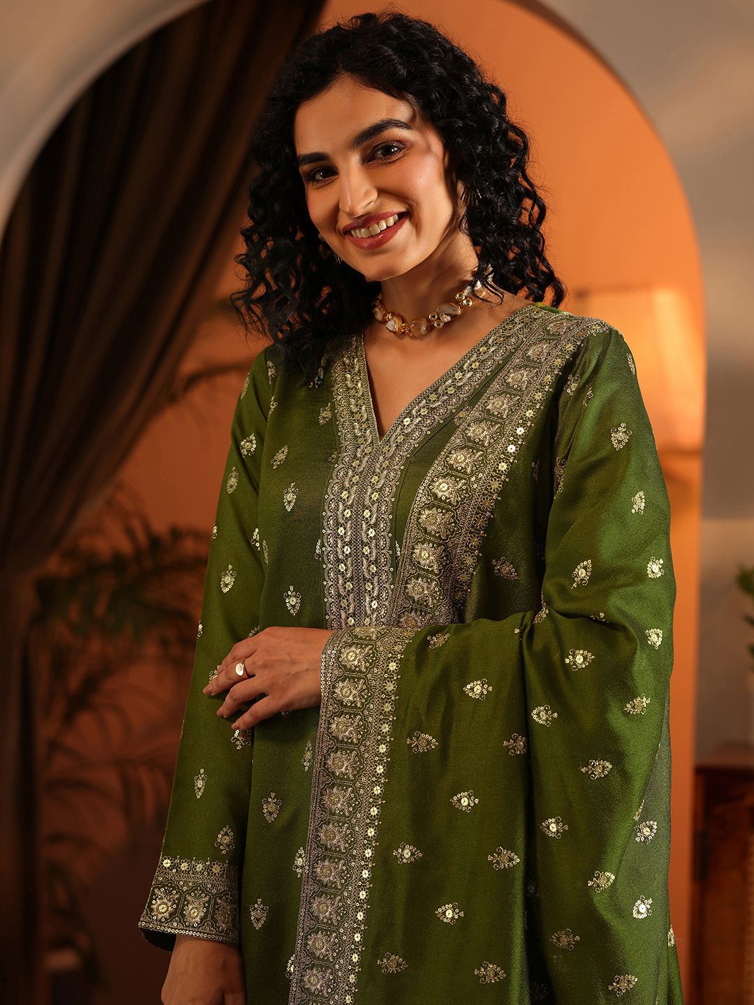Dhiyona LL Women Ethnic Motifs Printed Kurta with Sharara & Dupatta