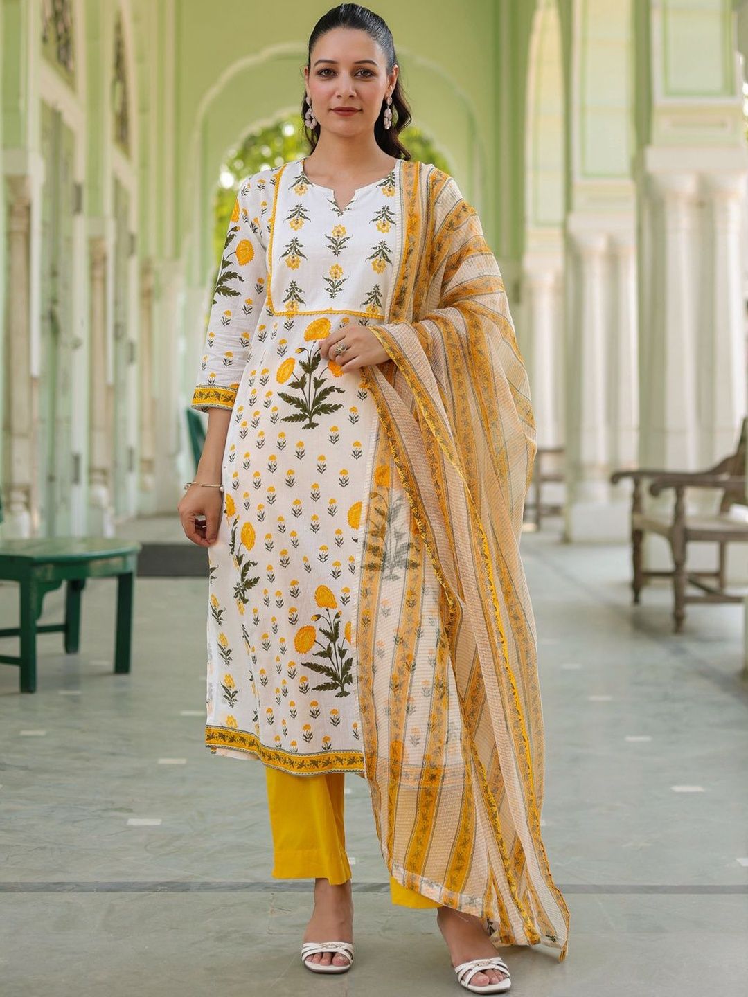 Dhiyona RR Women's Floral Printed Regular Pure Cotton Kurta with Trousers & With Dupatta