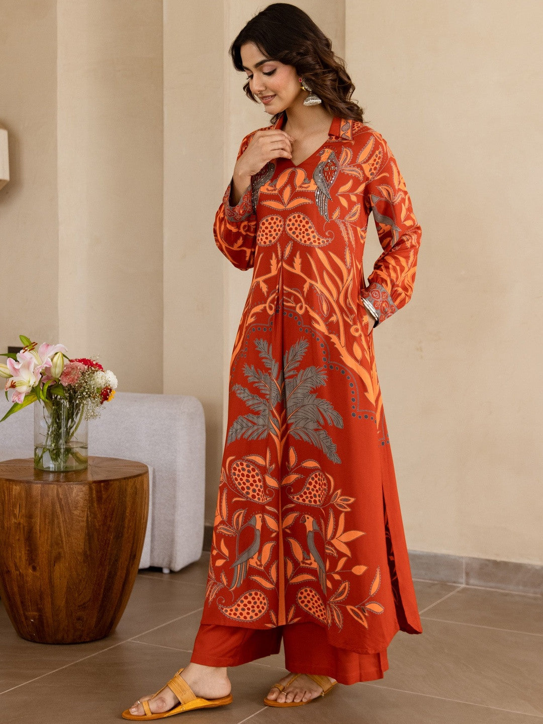 Ethnic Motifs Printed Beads and Stones Straight Kurta with Trouser