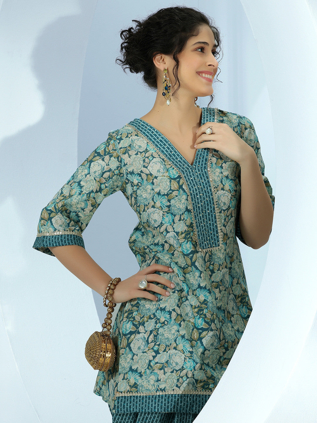Women Floral Printed Regular Gotta Patti Kurta with Dhoti Pants