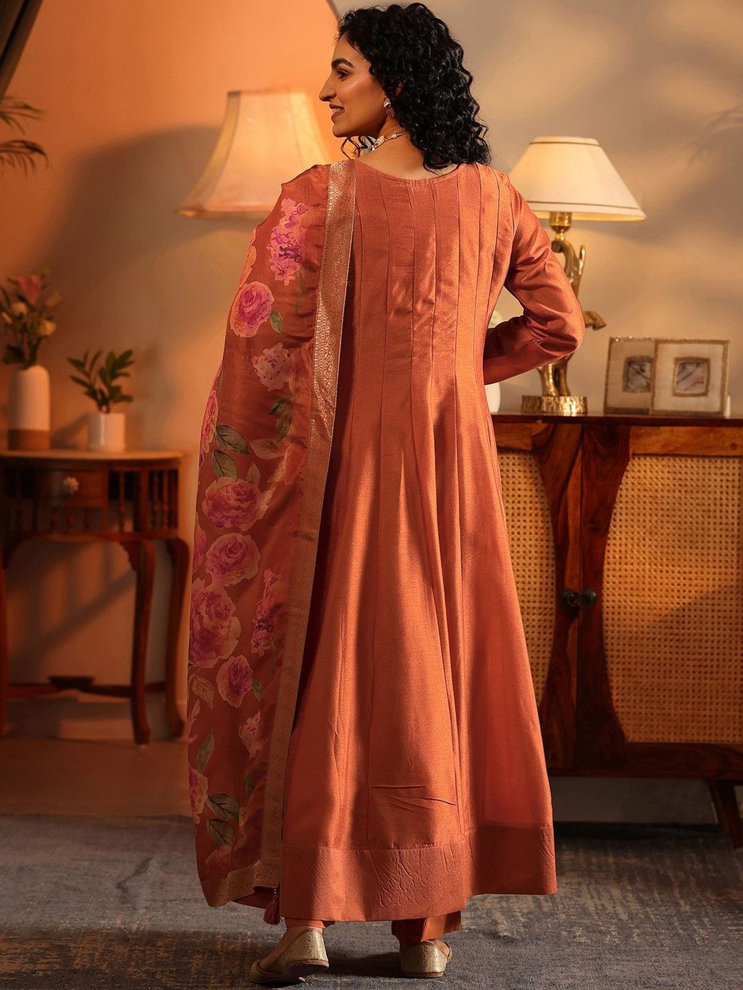 Dhiyona LL Ethnic Motifs Embroidered Panelled Thread Work Kurta With Palazzos & Dupatta