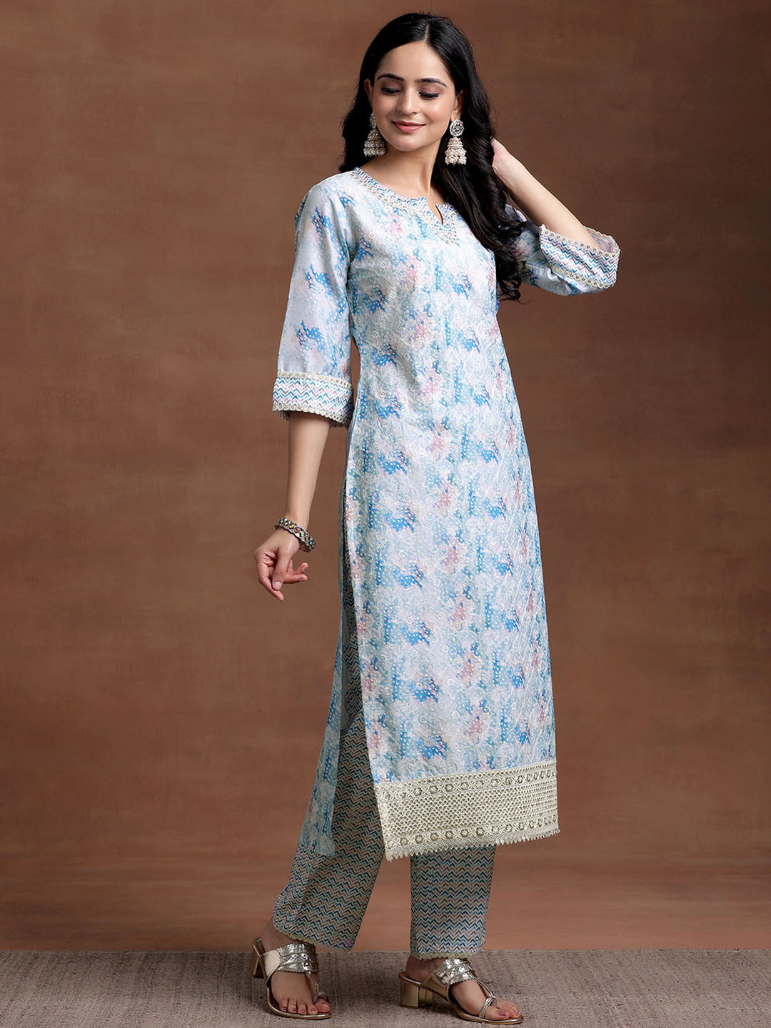 Women Printed Regular Thread Work Kurta with Trousers & With Dupatta