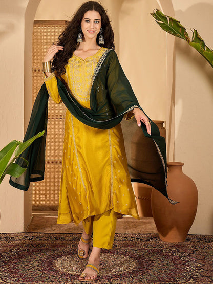 Women Ethnic Motif Embroidered Sequinned Kurta With Trousers & Dupatta