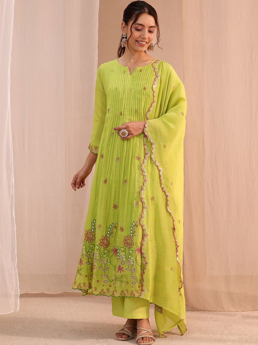 Women Floral Embroidered Pleated Thread Work Chanderi Cotton Kurta with Palazzos & With Dupatta