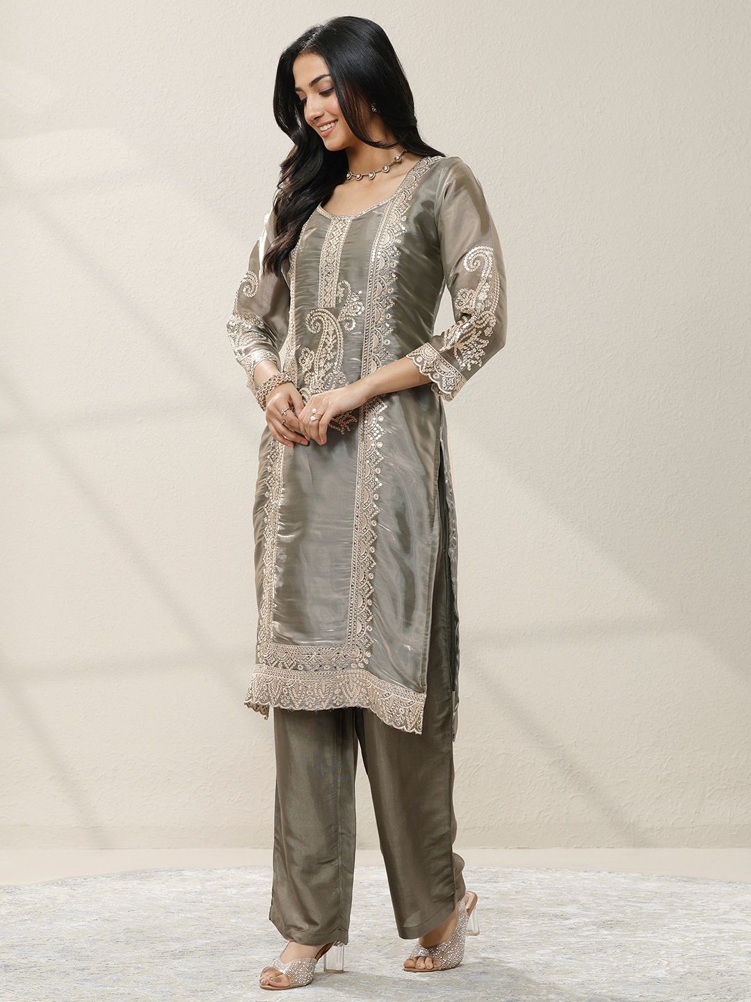 Dhiyona LL Women Ethnic Motifs Embroidered Regular Sequinned Kurta with Palazzos & With Dupatta
