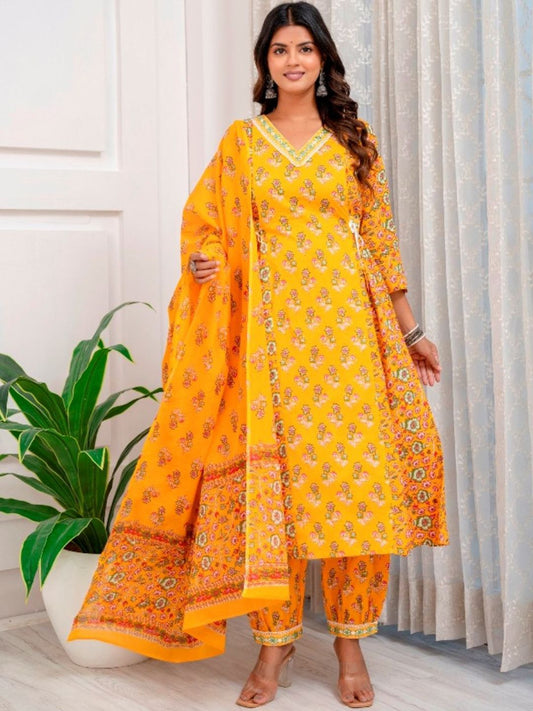 Dhiyona KL Women Floral Printed Pleated Pure Cotton Kurta with Trousers & With Dupatta