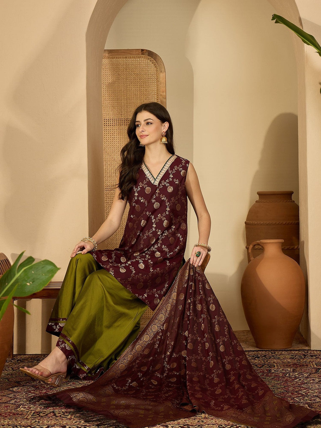 Floral Woven Design Winter Pashmina V-Neck Zari Work Kurta With Palazzo & Dupatta
