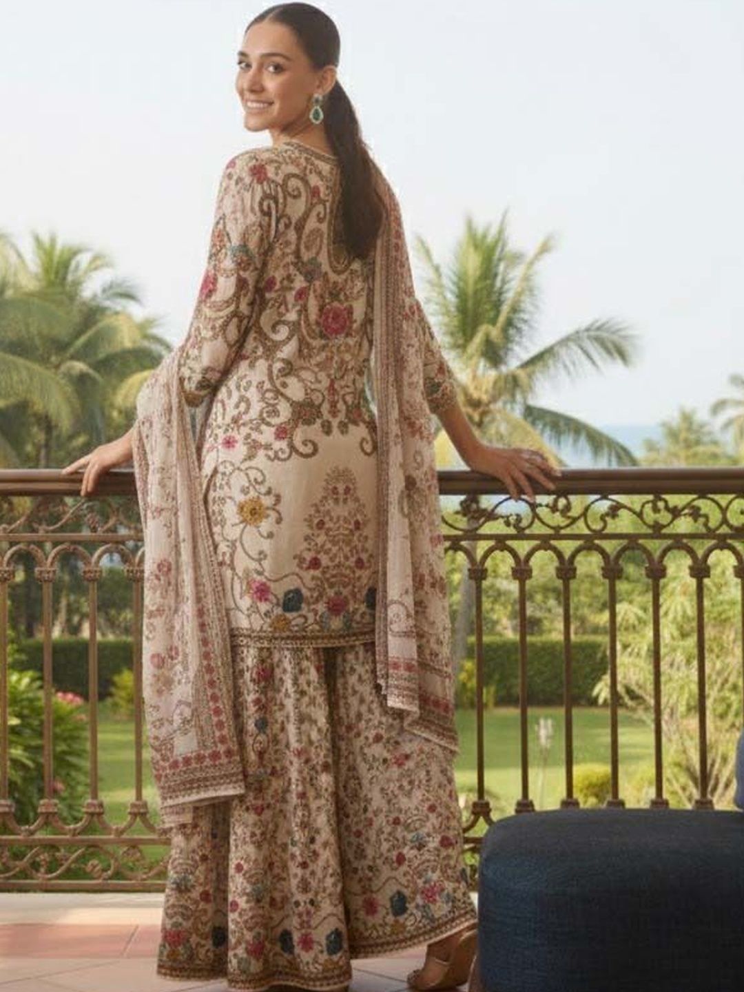 Dhiyona AN Women Floral Printed Regular Silk Crepe Kurta with Sharara & With Dupatta