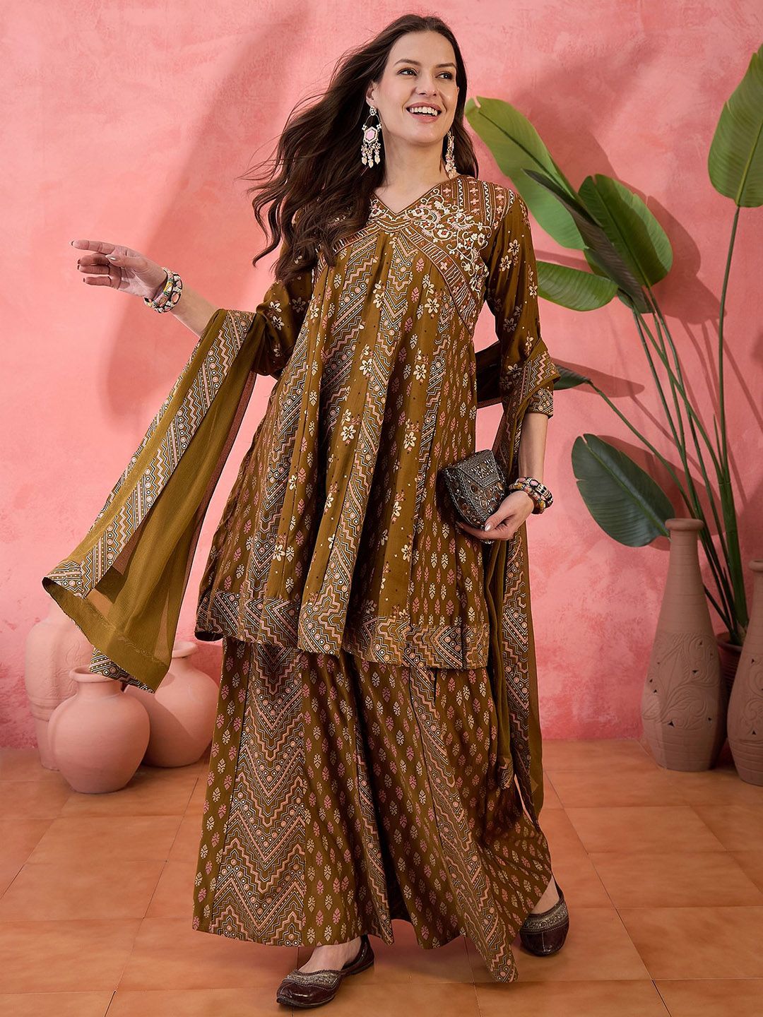 Dhiyona SN Embroidered Anarkali Kurta Set With Dupatta