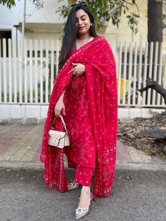 Dhiyona KL Women Bandhani Printed A-Line Kurta with Trousers & Dupatta