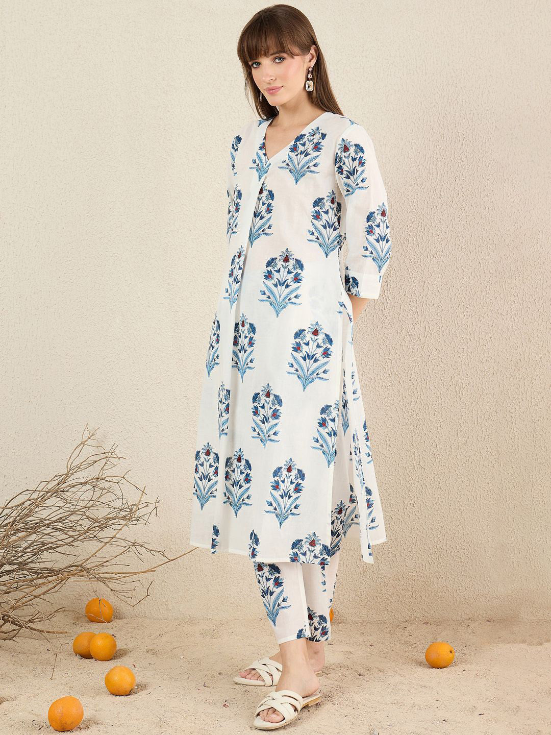 Women Floral Printed Cotton Kurta with Trousers