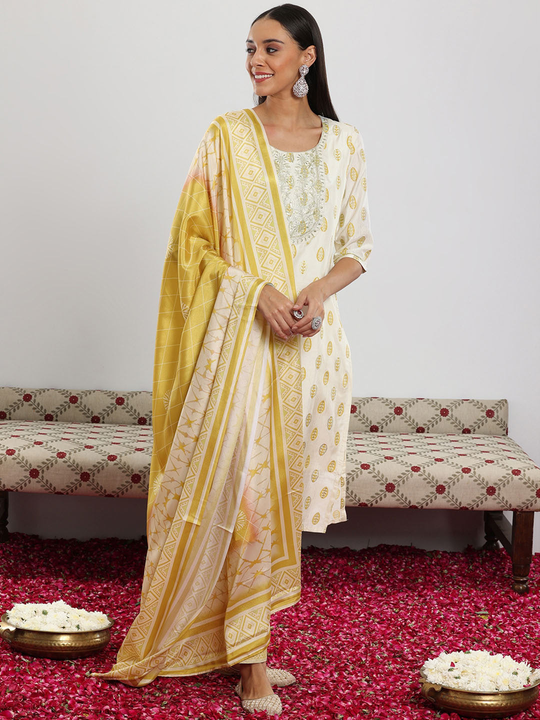 Women Ethnic Motifs Printed Regular Sequinned Kurta with Trousers & With Dupatta
