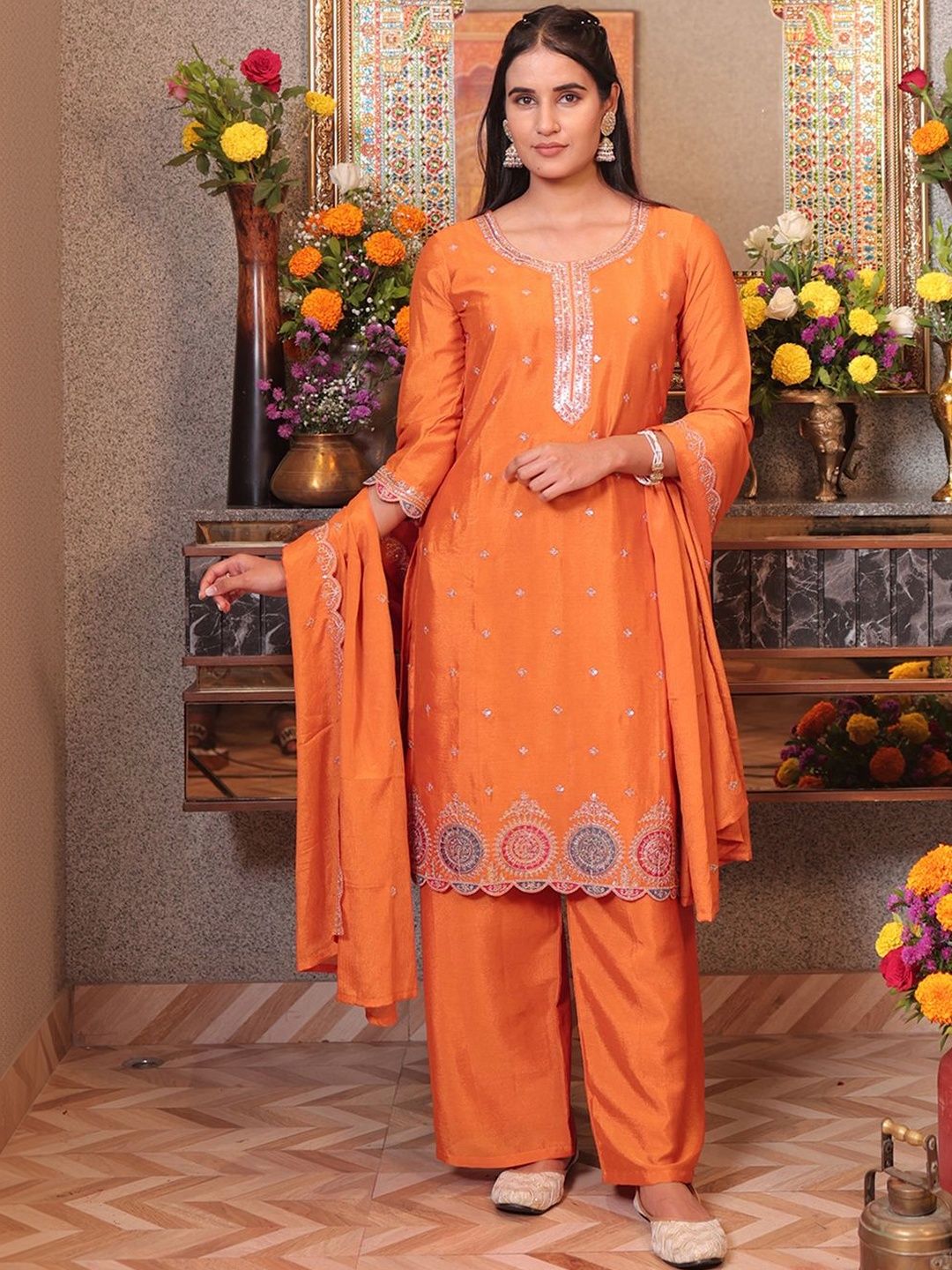 Dhiyona CH Women Ethnic Motifs Embroidered Regular Thread Work Kurta with Palazzos & With Dupatta
