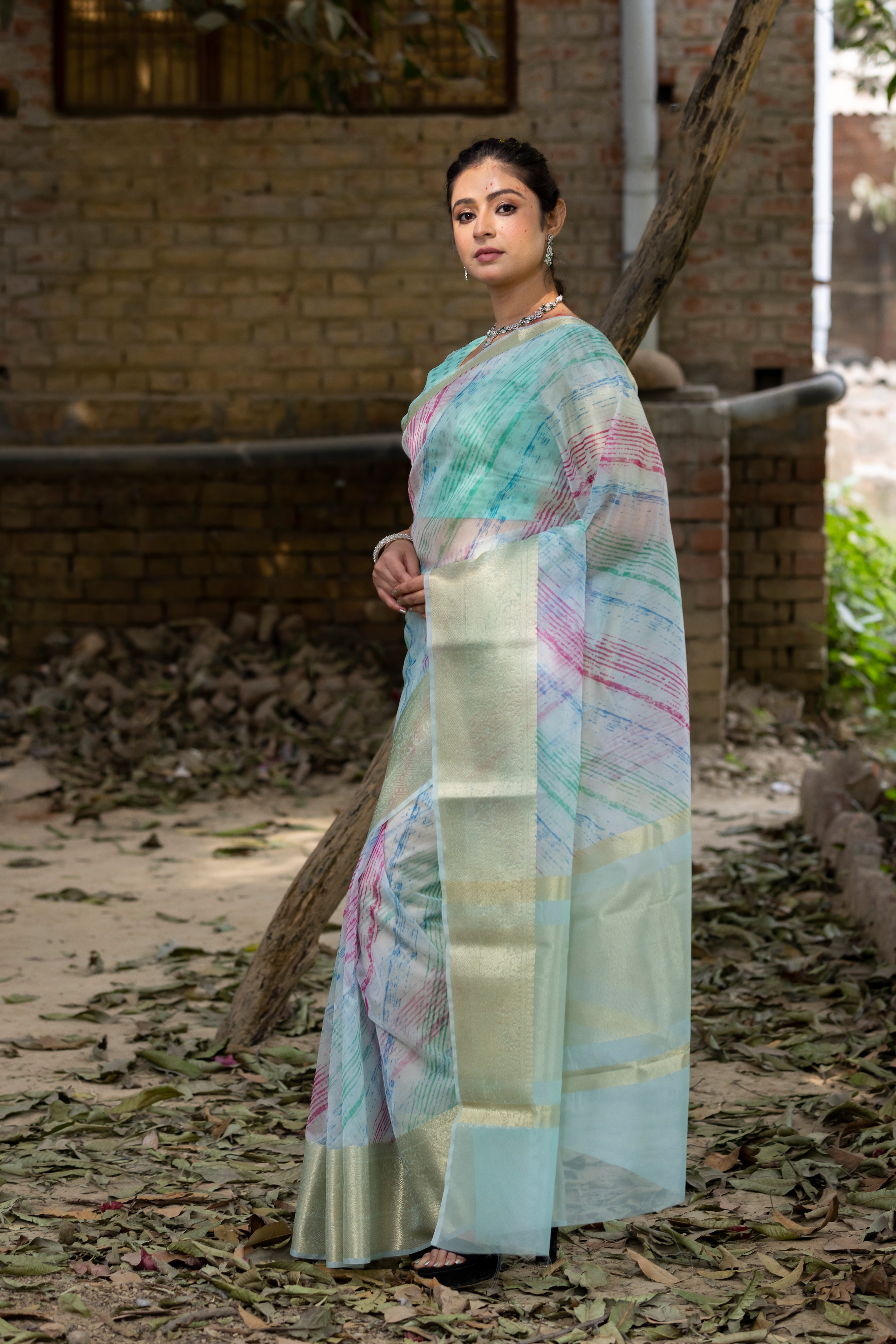 Dhiyona HH Off Blue Vibrant Organza Silk Saree with Mesmerizing Digital Print and Zari Border