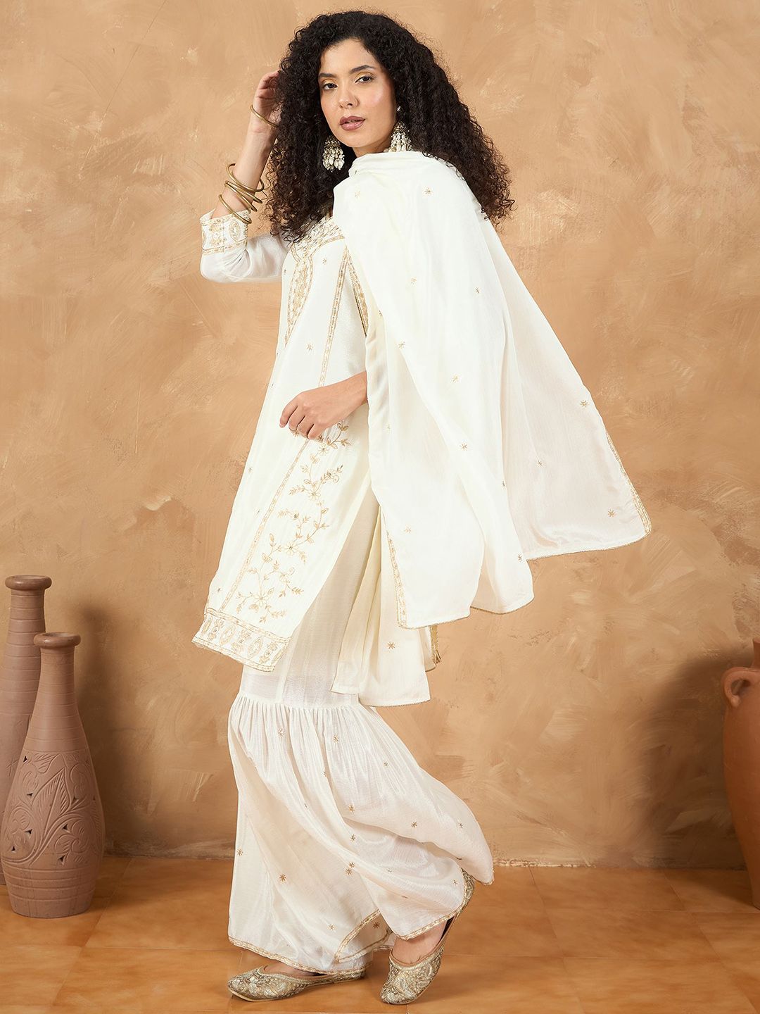 Dhiyona VA Women Ethnic Motifs Embroidered Regular Kurta & Sharara With Dupatta