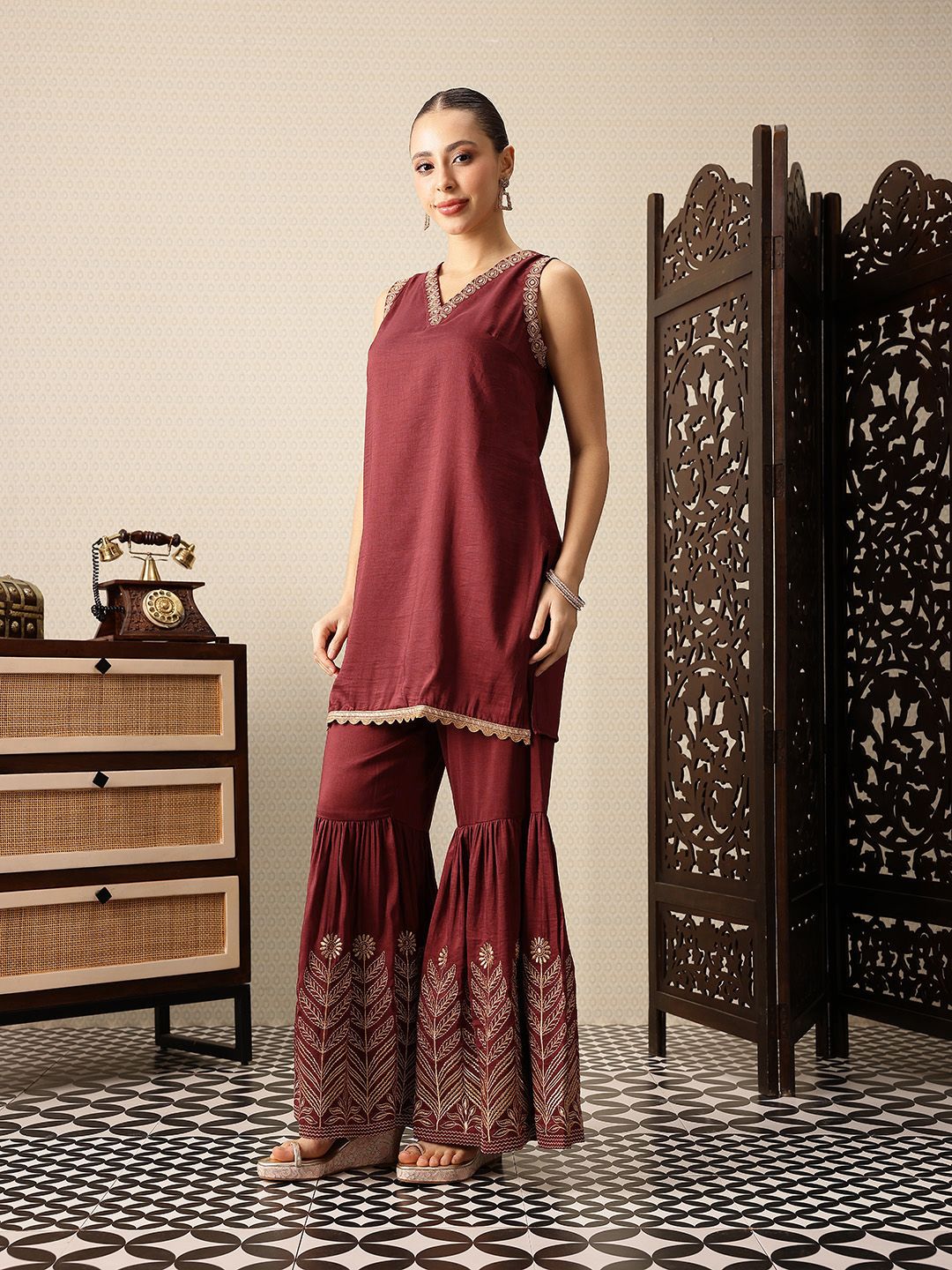 Dhiyona HOP Embroidered V-Neck Thread Work Jashn Kurta with Sharara & Dupatta