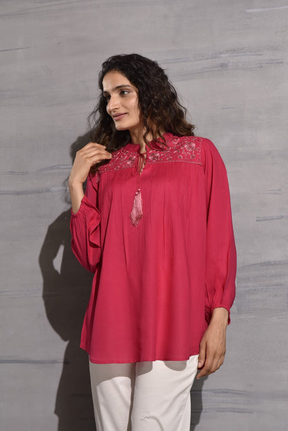 Hiya Candy Embroidered cotton Top