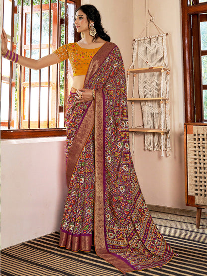 Women's Soft Silk Magenta Woven Design Designer Saree With Blouse Piece