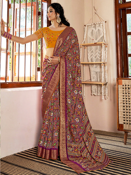 Women's Soft Silk Magenta Woven Design Designer Saree With Blouse Piece