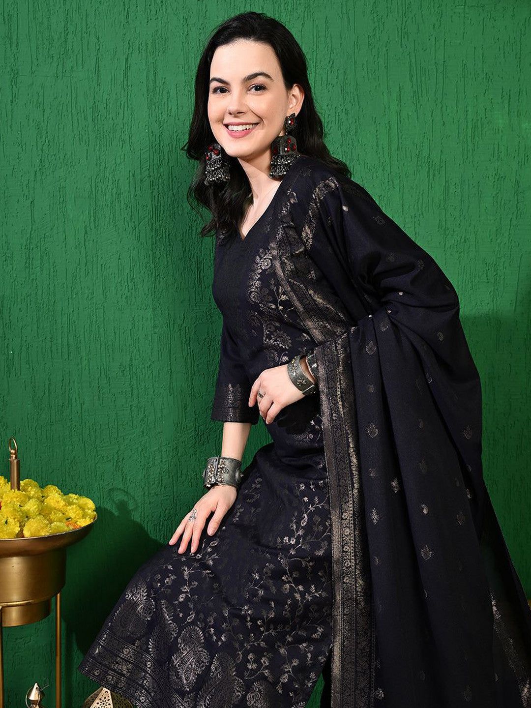 Paisley Woven Design Winter Pashmina Zari Kurta With Trousers & Dupatta