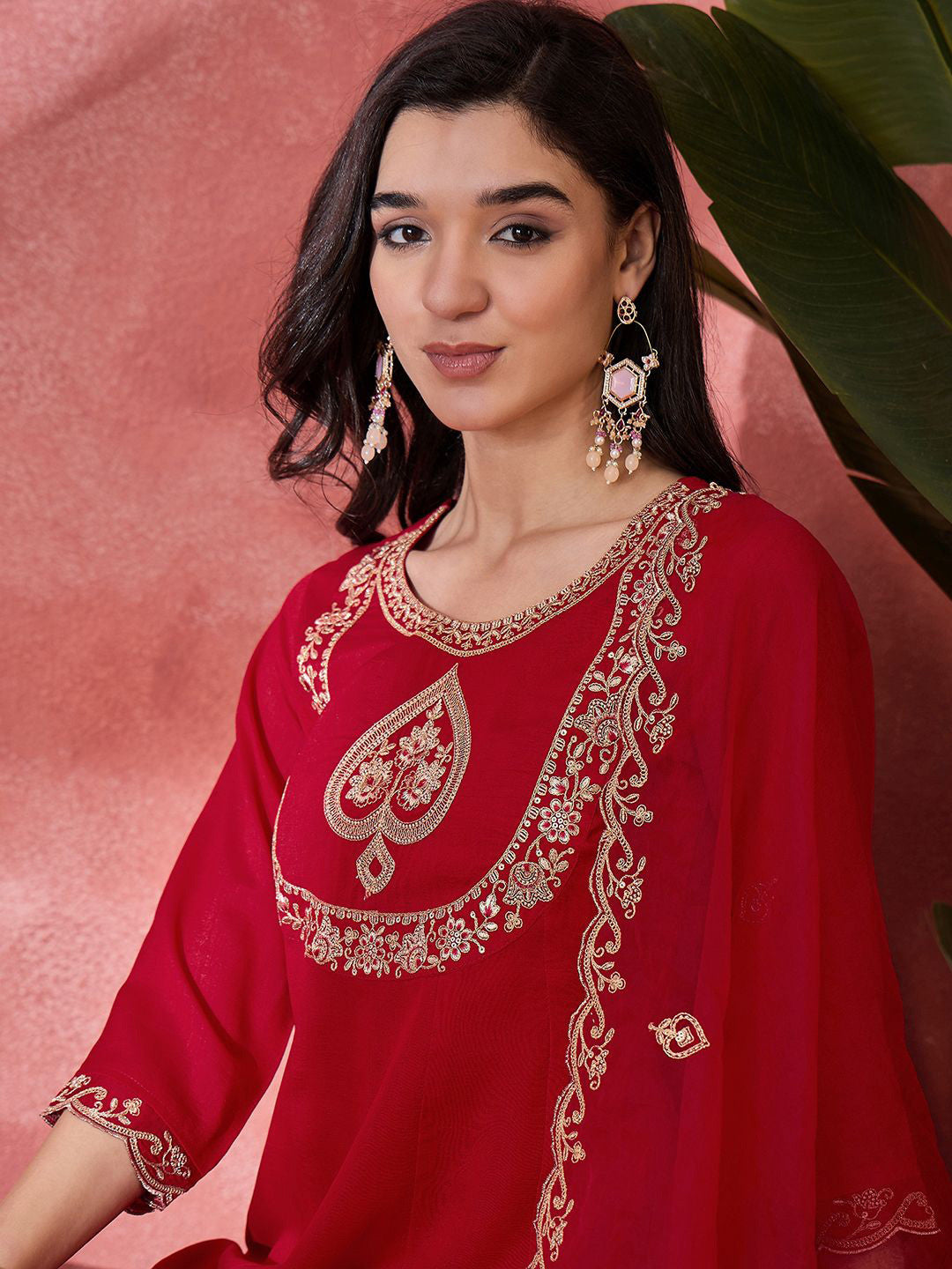 Women Floral Embroidered Kurta with Trousers & Dupatta