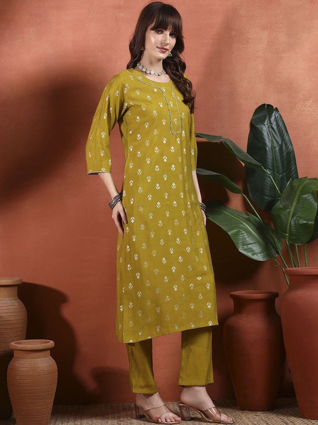 Women Ethnic Motifs Printed Regular Thread Work Kurta with Trousers