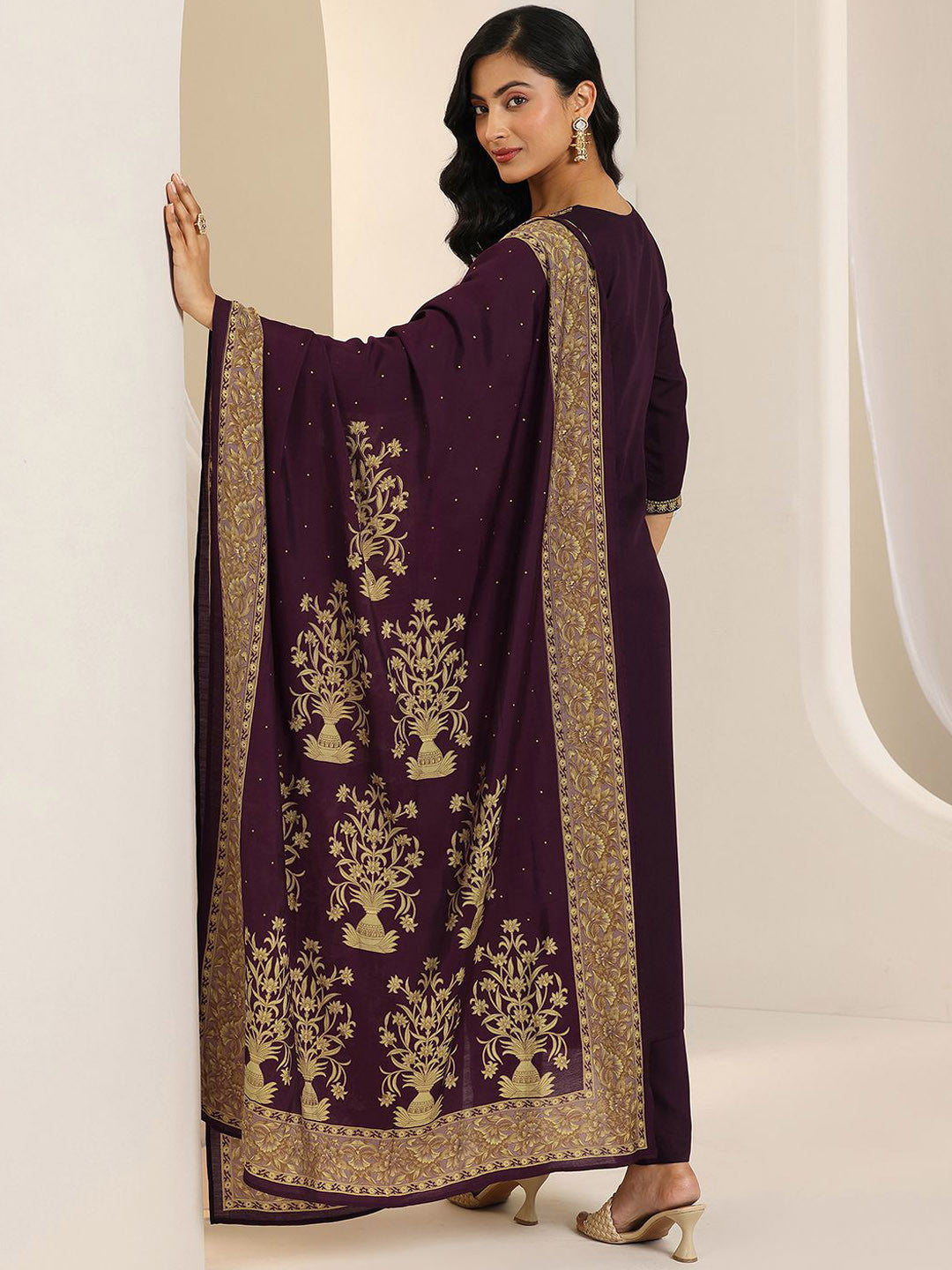 Women Ethnic Motifs Printed Kurta with Trousers & Dupatta